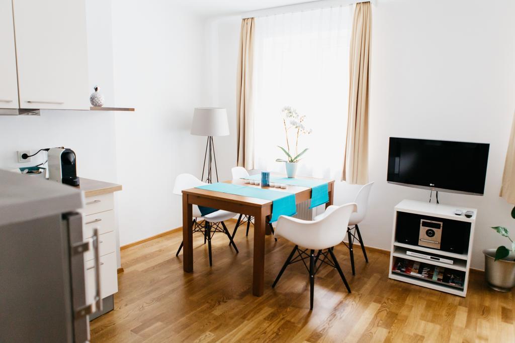 Home Sweet Apartments | Contactless Check-In Bécs Szoba fotó